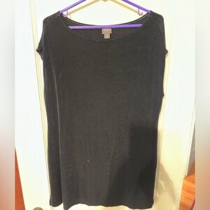 Chico’s Travelers Black Sleeveless Tunic